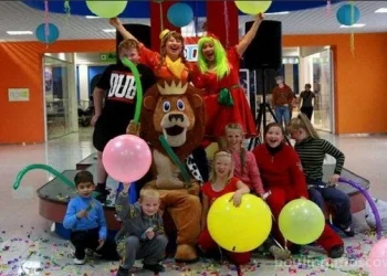 Семейный развлекательный центр FunCity на Октябрьской улице Фото 2